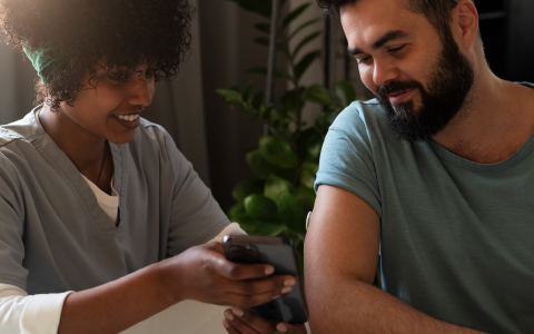 Support for migrants & humanitarian aid - Private Bank International